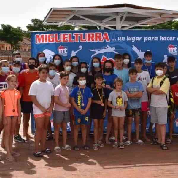 Celebrado el Campeonato Local de Natación «Javier Rivas» de Miguelturra con participación de 36 niños y niñas