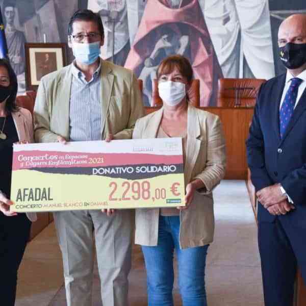 Asociaciones de la provincia de Ciudad Real recibieron el cheque solidario de los 12 Conciertos emblemáticos