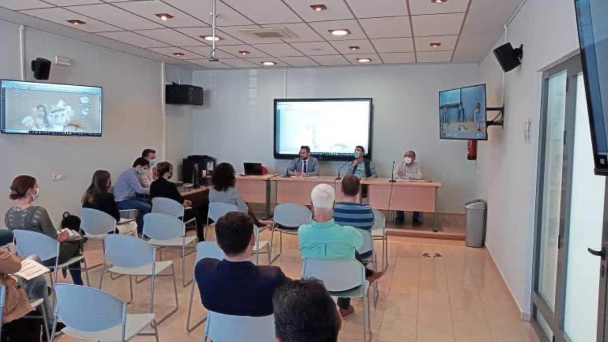 Encuentro de ciberseguridad de AD  Campo de Calatrava y Pulsia Technology en Miguelturra