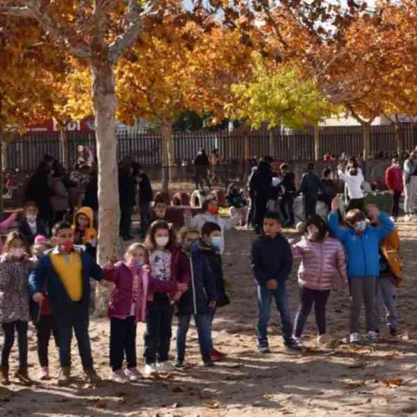 Conmemoran los 18 años del CEIP Clara Campoamor de Miguelturra