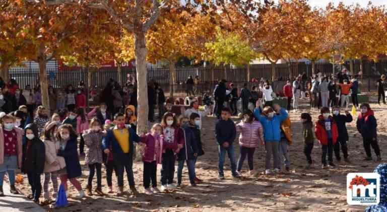 Conmemoran los 18 años del CEIP Clara Campoamor de Miguelturra
