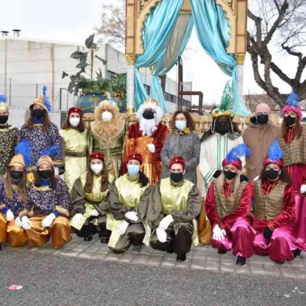 1.800 bolsitas de caramelos para los niños de Miguelturra en su regreso a clases después de las vacaciones navideñas