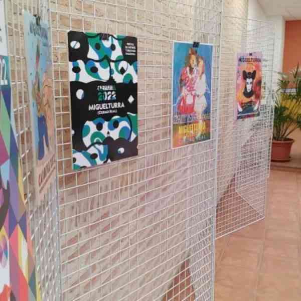Exposición de carteles presentados al concurso del cartel del carnaval de Miguelturra 2022 en “Casa de la Capellanía” hasta el 27 de enero