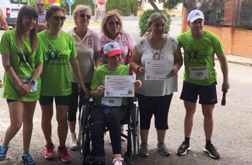 A benefició de AECC y AMUMA, se celebró el pasado sábado 21 de mayo en Peralvillo la actividad “Igualdad y Deporte”