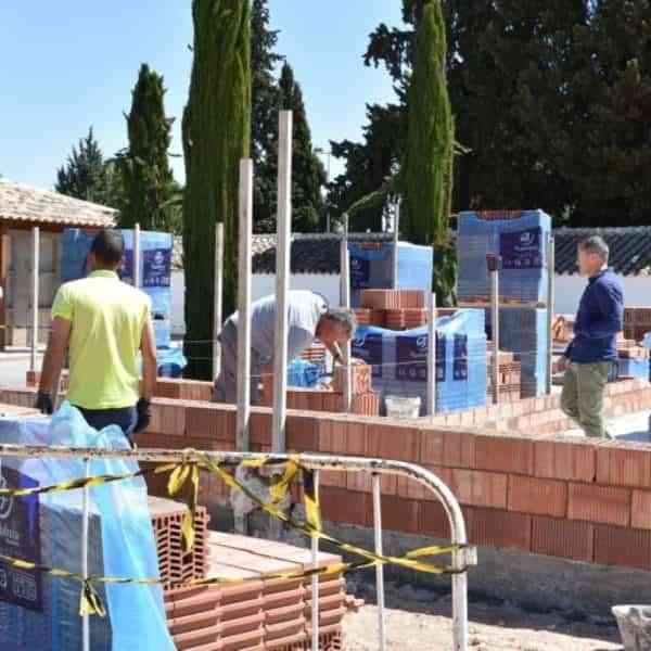 Obras se llevan a cabo en el Cementerio Municipal de Miguelturra con una inversión de 82.200,20 euros