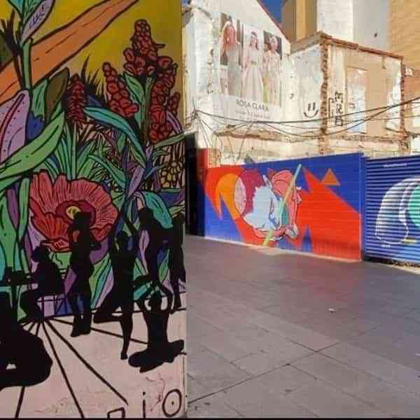 Los artistas Rufo y SOA despiertan la curiosidad de los vecinos de Ciudad Real a través de sus murales "horror vacui"