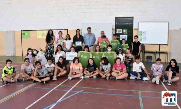 Los chicos y chicas de quinto A del CEIP El Pradillo ganaron el concurso “Pausas saludables” de la AECC en Miguelturra