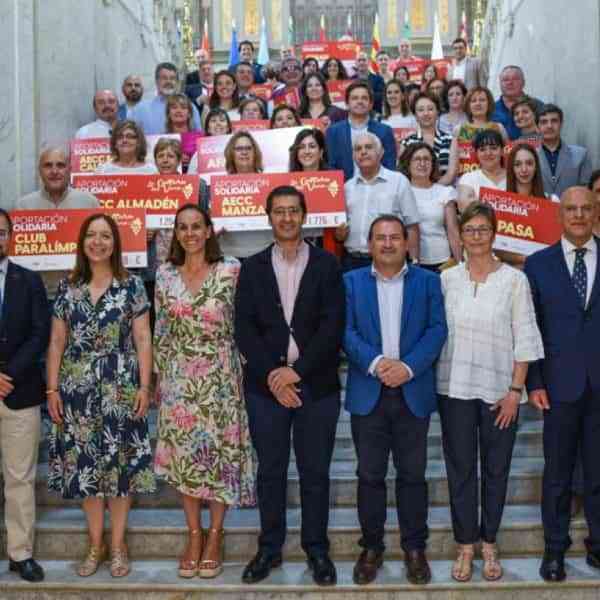 Entregan los cheques económicos a 18 asociaciones sin ánimo de lucro de lo recaudado en La Cultura del Vino