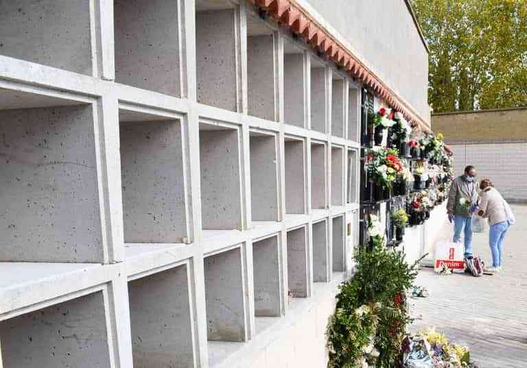 Con 210 nuevos nichos y columbarios se ampliará la capacidad de enterramientos del cementerio de Puertollano