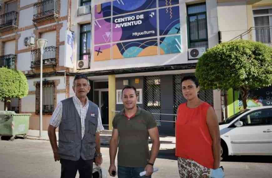 Actuaciones de mejora y acondicionamiento de las instalaciones del Centro Joven de Miguelturra con el Plan de Obras de la Diputación 2021