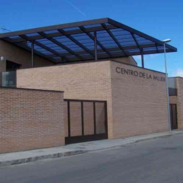 Un curso de robótica para niñas y mindfulness para la gestión emocional dentro de las propuestas del Centro de la Mujer de Manzanares hasta enero