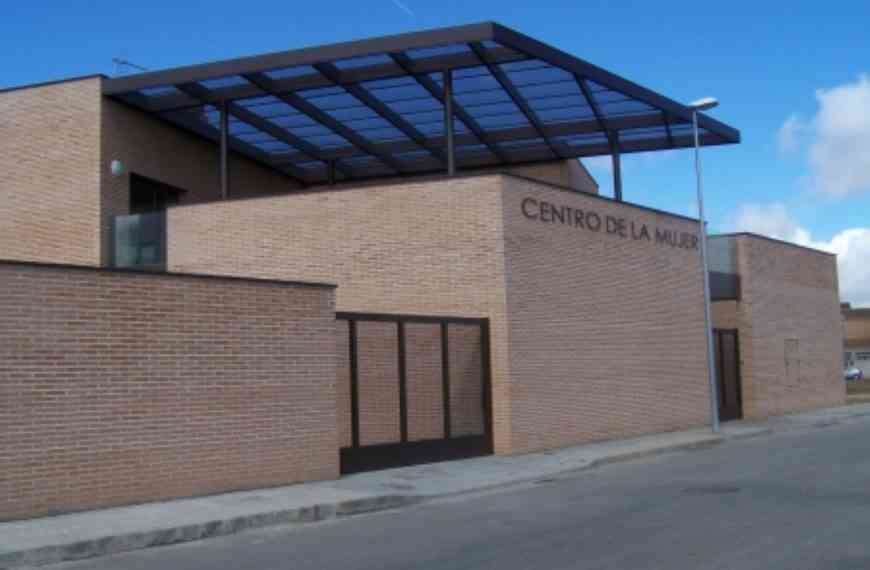 Un curso de robótica para niñas y mindfulness para la gestión emocional dentro de las propuestas del Centro de la Mujer de Manzanares hasta enero