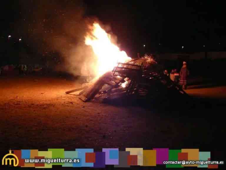 La tradicional festividad del Día de las Hogueras se celebrará este 7 de diciembre en Miguelturra