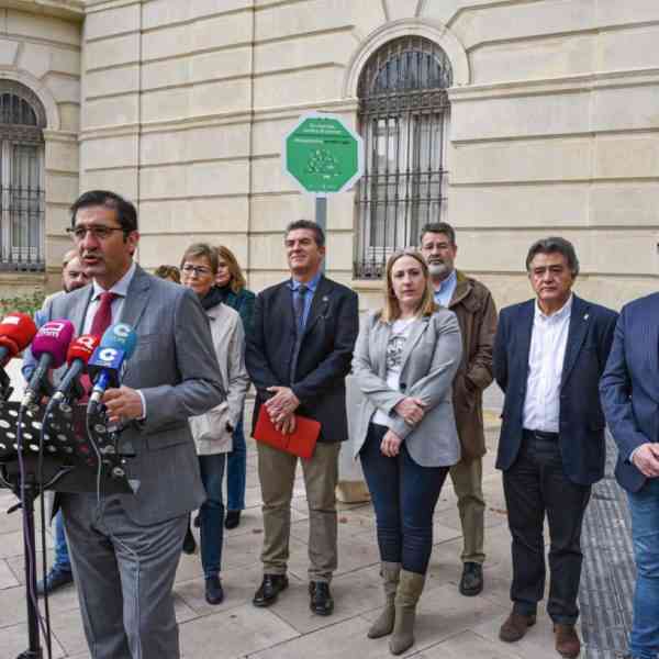 Cada año se diagnostican en España 30.000 nuevos casos de cáncer de pulmón, de los que el 80 por ciento son curables si se detectan en estadios iniciales