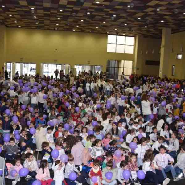 970 niños y niñas participaron en marcha escolar contra la violencia hacia las mujeres para conmemorar el 25N en Miguelturra