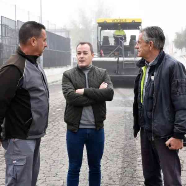 Remodelaciones en el asfaltado de las calles Curtidores, Libertad y Nazarín de Miguelturra se llevan a cabo