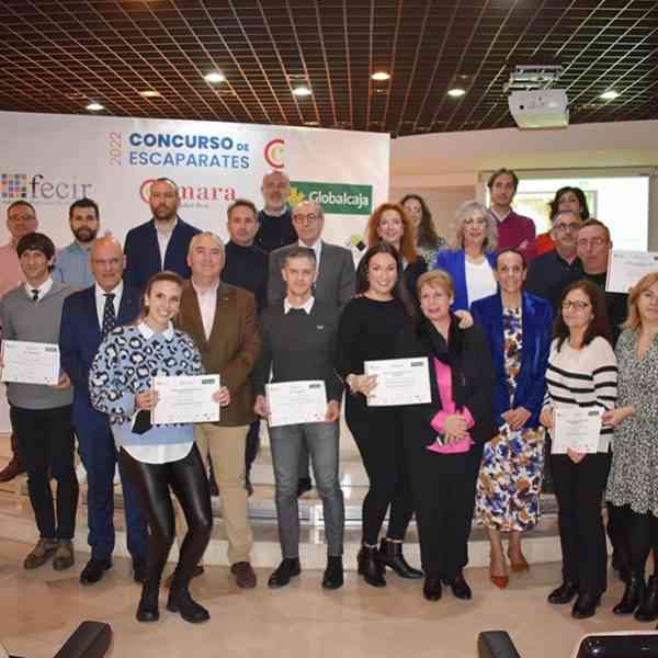 Almadén: La Cámara de Comercio de Ciudad Real y FECIR entregan los premios del Concurso de Escaparates Navideños