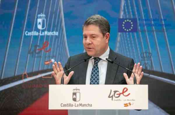 El presidente regional avanza que Castilla-La Mancha planteará “asumir los fondos europeos” que no puedan gestionar otras administraciones