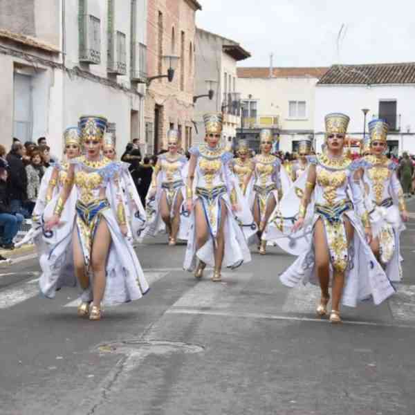 Concurso Nacional del Domingo de Piñata del Carnaval de Miguelturra con 12.400 euros en premios