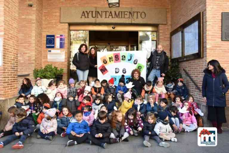 Hoy se ha conmemorado el Día Escolar de la No Violencia y la Paz o Día de la Paz en los centros educativos de Miguelturra