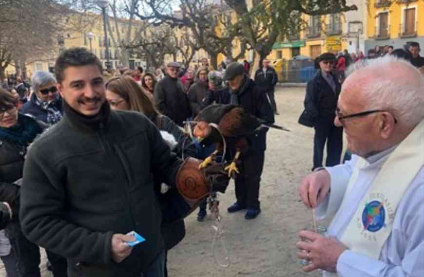 El reparto de panecillos y la procesión por la festividad de San Antón mañana 19 de enero en Cuenca