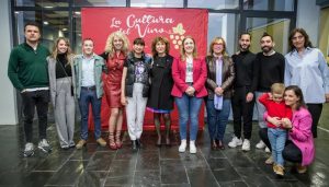 Caldos de la tierra, poesía, música y mucha moda en “Moda con vino” de la “Cultura del Vino” celebrado en el CERE de Miguelturra