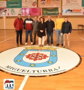 En el Pabellón Municipal Ernesto Arévalo de Miguelturra han dado inicio las obras de remodelación de la cubierta