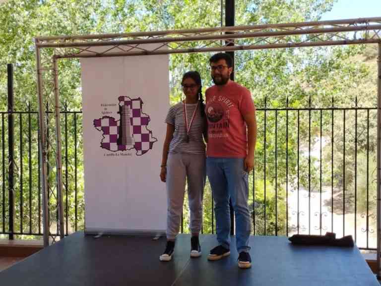 Lgalia Mahajub Sidi Abas de Miguelturra Campeona de la Categoría Cadete del Campeonato Autonómico Cadete Escolar Femenino de Ajedrez de CLM 2023