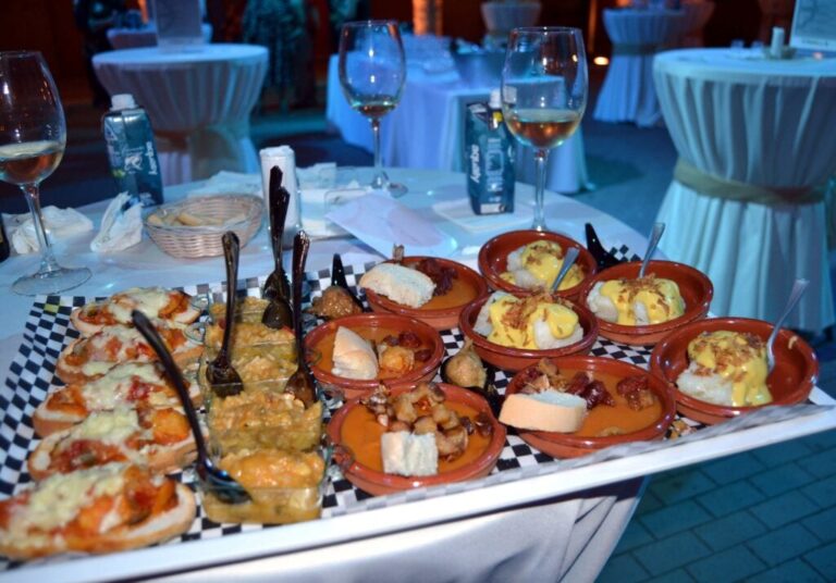 Las “sugerencias de armonía” de Calatrava Sabor comienzan a enriquecer el Festival de Teatro Clásico de Almagro con sus degustaciones gastronómicas