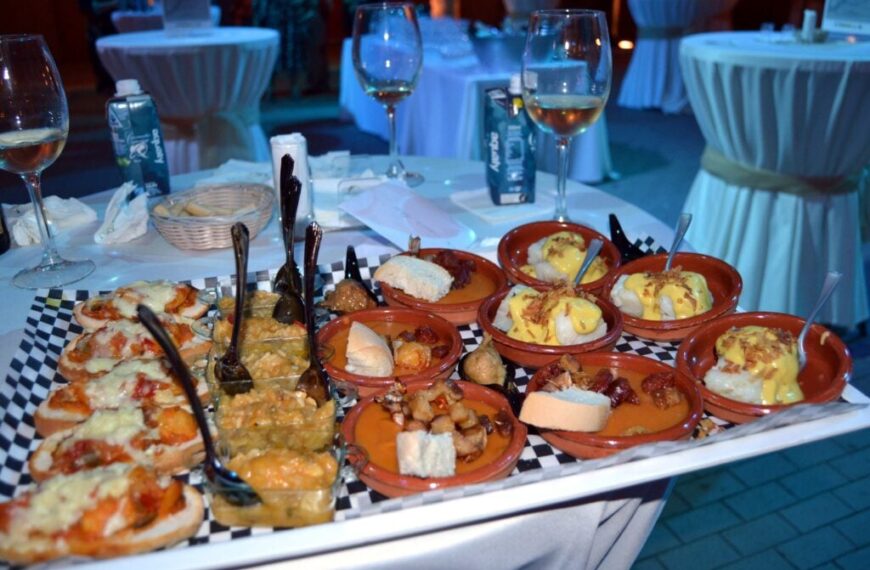 Las “sugerencias de armonía” de Calatrava Sabor comienzan a enriquecer el Festival de Teatro Clásico de Almagro con sus degustaciones gastronómicas