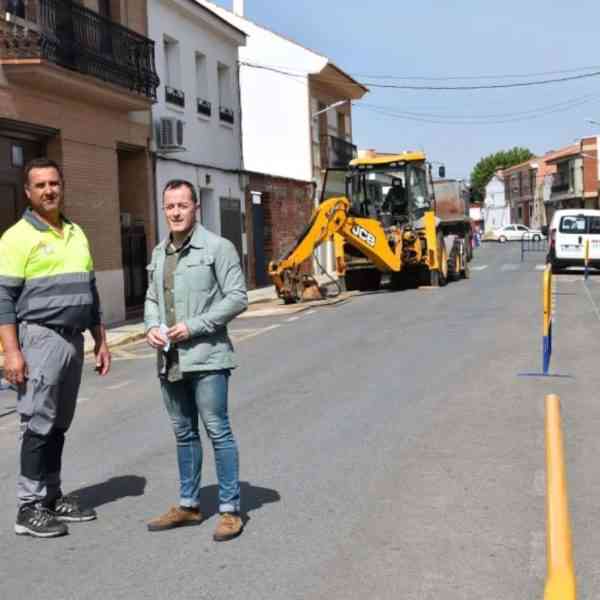 Iniciaron ayer las obras en la calle Azorín de Miguelturra durarán alrededor de 40 días y con una inversión de poco más de 95.000 €