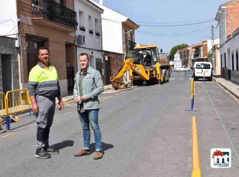 Iniciaron ayer las obras en la calle Azorín de Miguelturra durarán alrededor de 40 días y con una inversión de poco más de 95.000 €