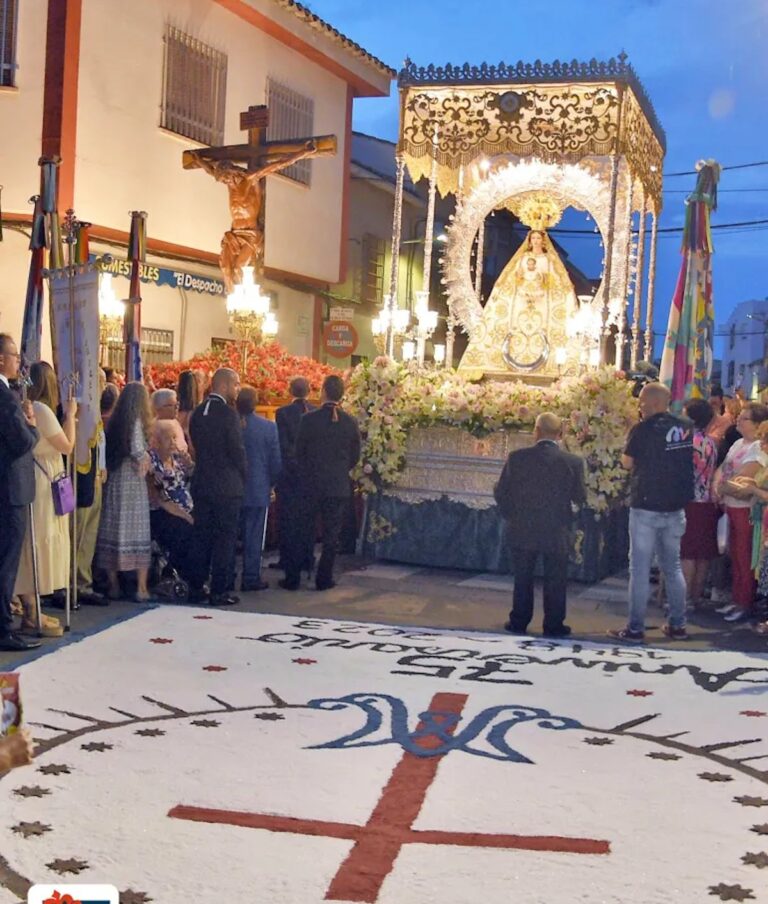 Los patrones de Miguelturra: la Virgen de la Estrella y el Cristo de la Misericordia recorrieron la ciudad acompañados por numerosos fieles