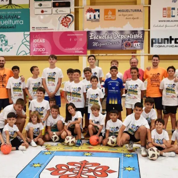Concluyó el campus de verano de fútbol sala para niños de 6 a 14 años en el Pabellón Municipal Ernesto Arévalo de Miguelturra