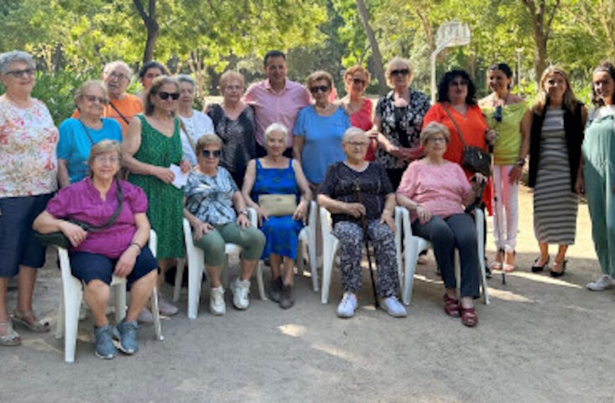 El alcalde de Albacete destaca el proyecto “Verano saludable” con actividades al aire libre para mayores en distintos parques de la ciudad