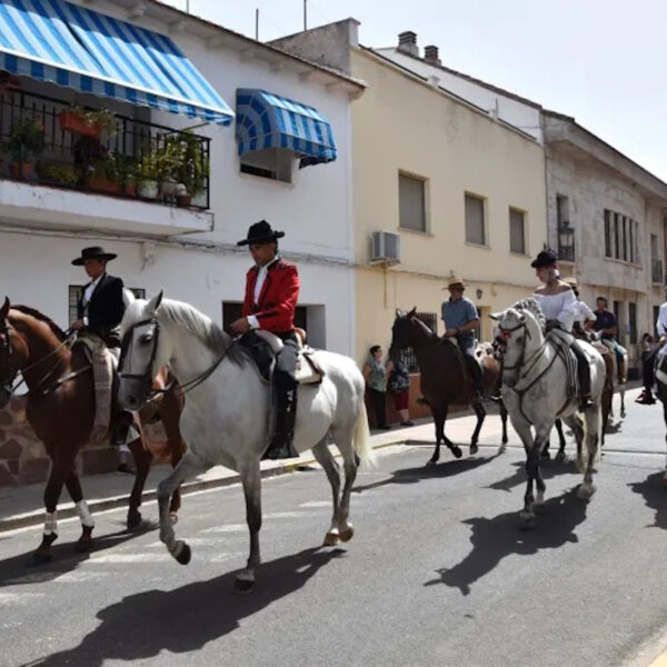 Tradicional pasacalles de la Asociación Amigos del Caballo «Nuestra Señora de la Estrella» el 3 de septiembre en Miguelturra
