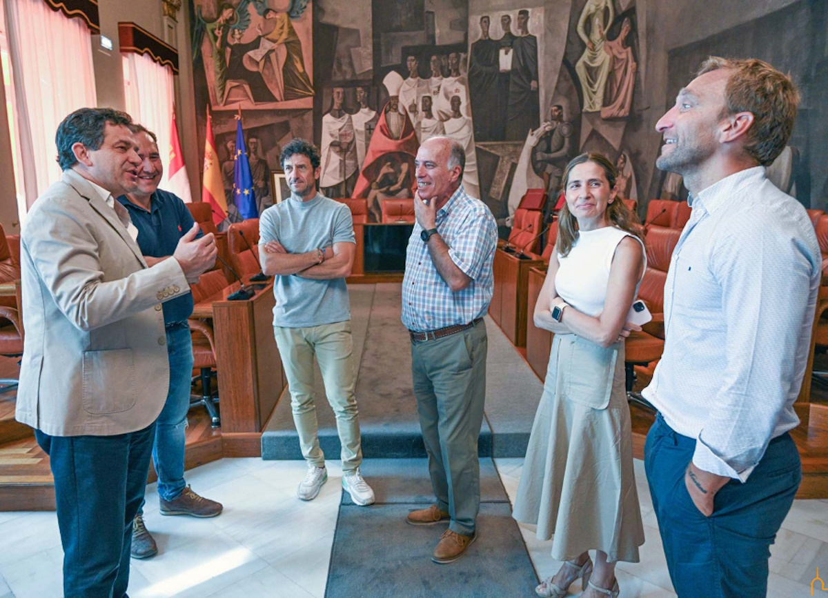 Directiva del CD Miguelturreño juvenil ha visitado al presidente provincial de Ciudad Real Miguel Ángel Valverde