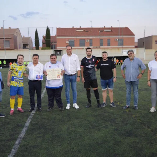 El Club Deportivo La Estrella gana el Trofeo del Ayuntamiento de las Ferias «José Antonio Hervás» en Miguelturra