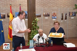 Julio Mora y Paula Arenas homenajeados como las personas más longevas de Miguelturra y además centenarias en este año 2023