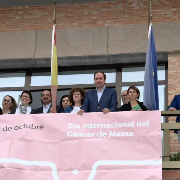 Miguelturra rinde un sentido homenaje a las valientes mujeres en el Día Internacional del Cáncer de Mama