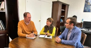 Miguelturra y IBERCONSA se reúnen para mejorar la línea de autobús interurbana Miguelturra-Ciudad Real.