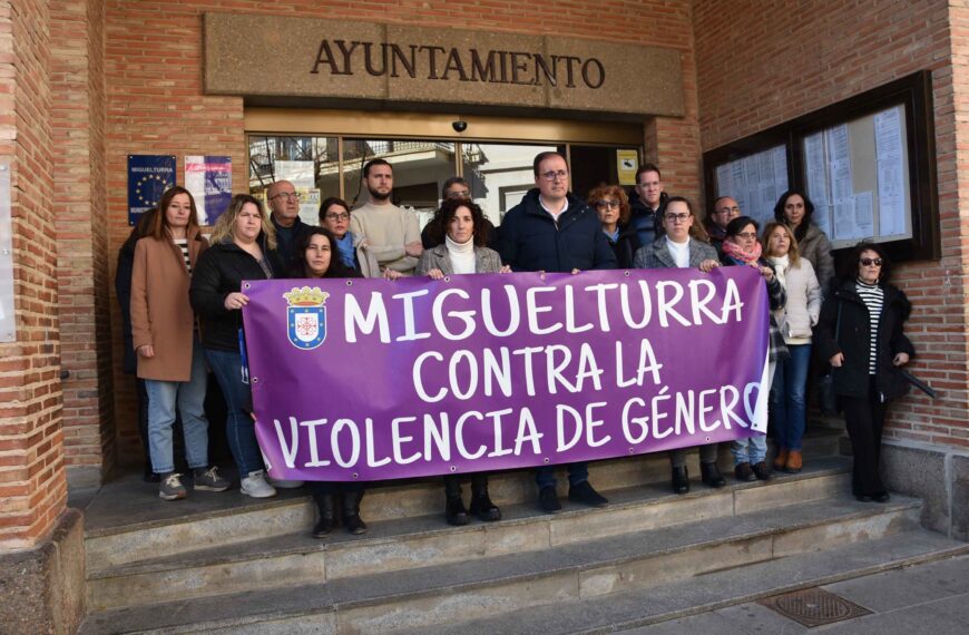 Miguelturra celebró un minuto de silencio en contra de la violencia de género