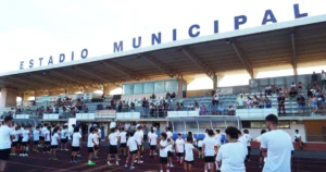 Comienza el Campus de Fútbol 2024 con las crónicas de Alberto Sánchez
