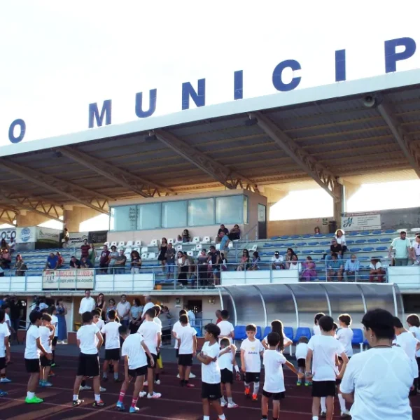 Comienza el Campus de Fútbol 2024 con las crónicas de Alberto Sánchez