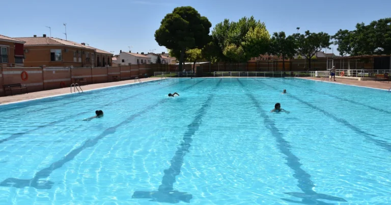Disponibles Desde el Martes: Adquiere Tu Abono para la Piscina Municipal de Miguelturra