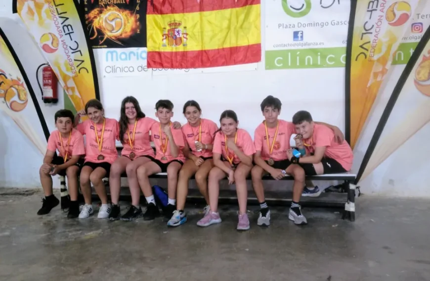 El Ayuntamiento Elogia el Cuarto Puesto del Equipo Power Balls en la Copa de España