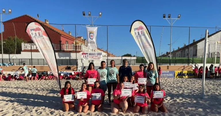 Miguelturra Concluye con Éxito el Clínic de Vóley Playa de la Semana Pasada