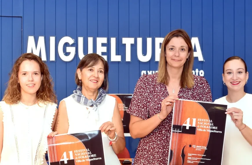 Vibrante Celebración del Folklore Nacional en el Parque Doctor Fleming el Próximo 13 de Julio