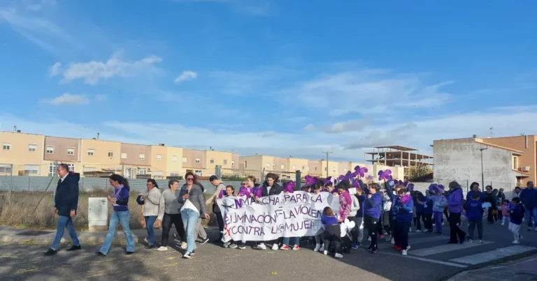 CEIP María Elena Maseras se Compromete en la Lucha contra la Violencia de Género el 25 de Noviembre