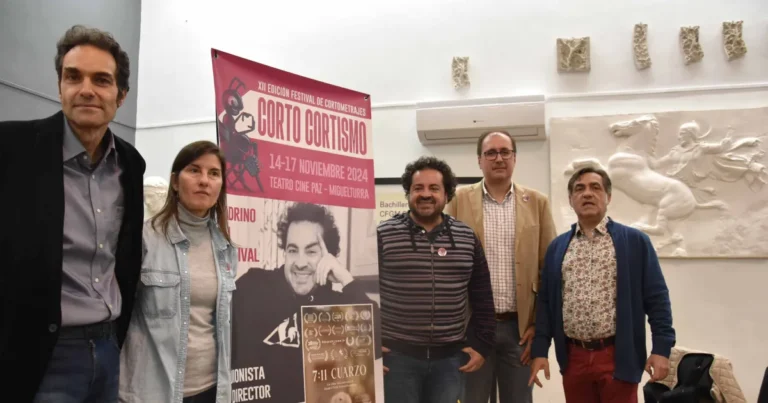Festival Corto Cortísimo: El Alcalde Luis Ramón Mohíno Presenta la Nueva Edición
